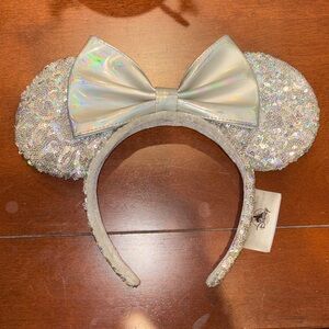 Silver holographic Minnie Mouse Ears Headband